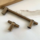 T-BAR HÅNDTAK  OXFORD - ANTIKK MESSING thumbnail