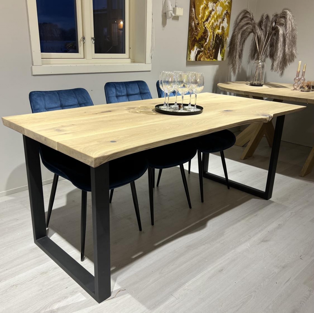 Spisebord 180x88x75cm,farge osmo topoil naturell.